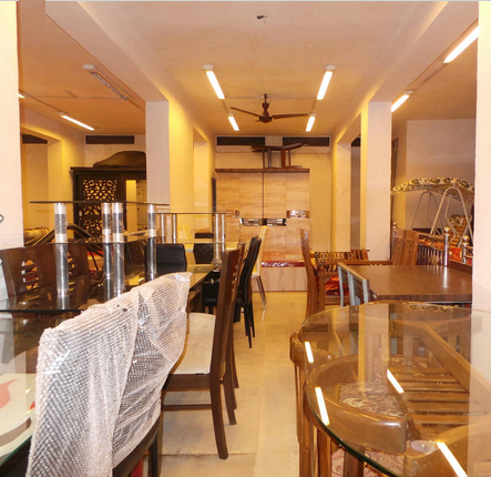 Commercial Shops for Rent in Commercial shop for Rent in S.V.Road, , Kandivali-West, Mumbai